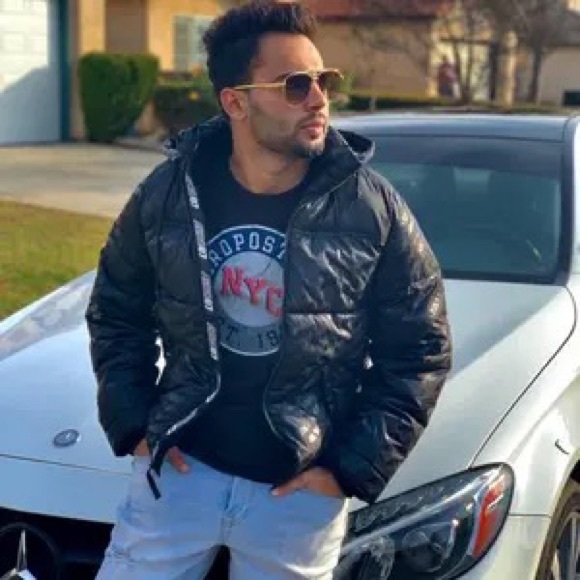 Meet your Posher, Rajinder - Picture 1 of 1